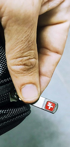 ��� ���  ���� ������ ����  ���� SWISS