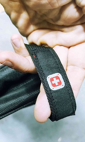 ��� ���  ���� ������ ����  ���� SWISS