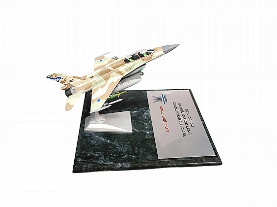 ��� ����� ������- ��� ����  f16i