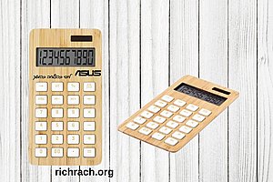 מחשבון סולארי עשוי מצופה במבוק עם חריטה אישית בלייזר מחשבון סולארי עשוי מצופה במבוק עם חריטה אישית בלייזר